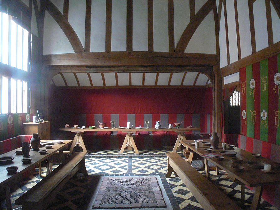 During the Middle Ages, communal dining halls were still prevalent, especially in castles and monasteries. The great hall was the beginning of multi-functional space for dining, socializing, and other activities.