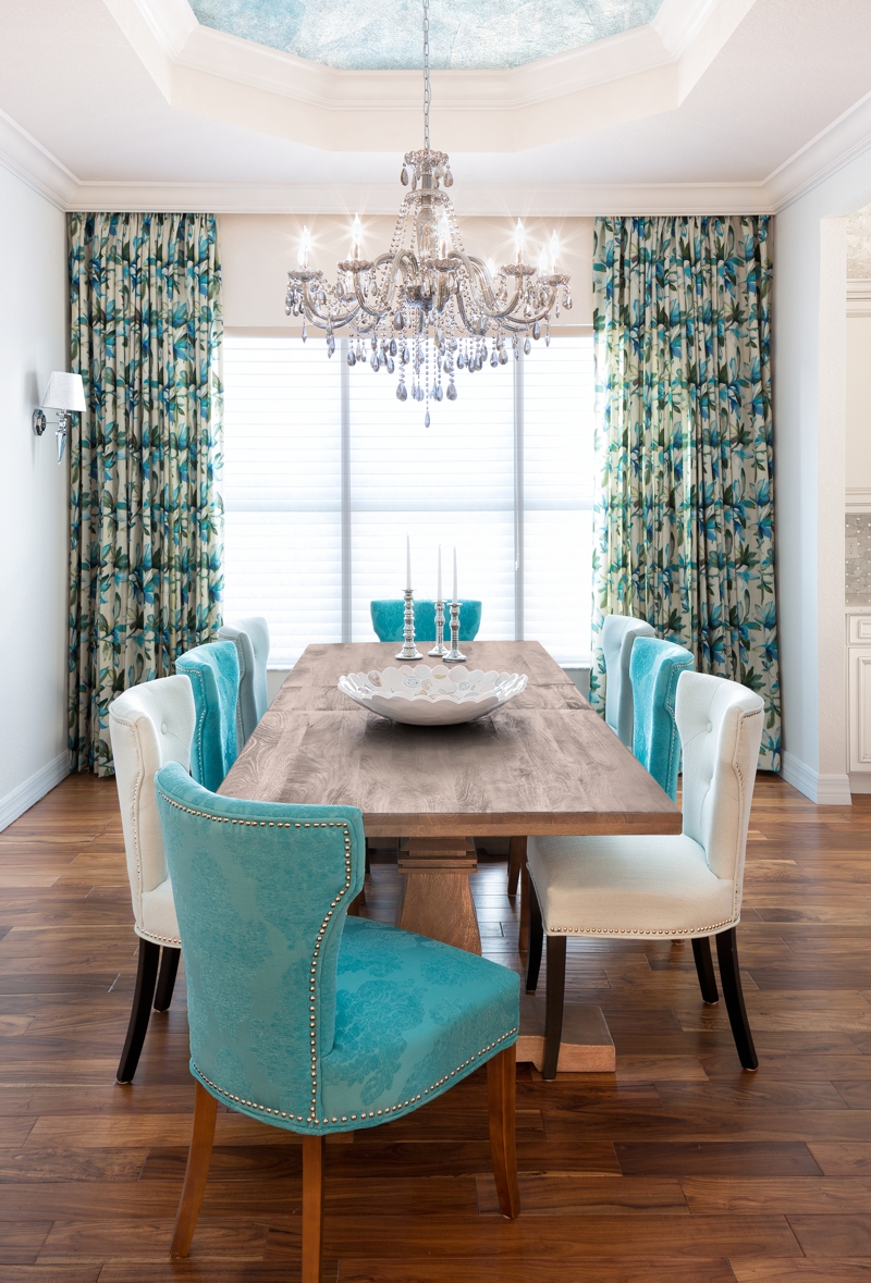 Coastal dining room from interior designer Suzanne Christie
